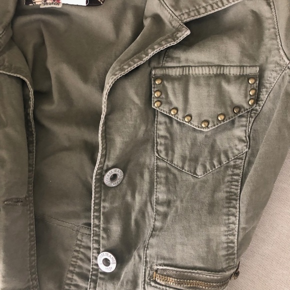 Guess Bomber Jacket, Size M - Picture 3 of 5